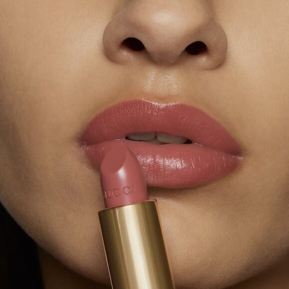 GUCCI 221 Candace Rose, Rouge a Levres Voile Lipstick - Picture 2 of 2